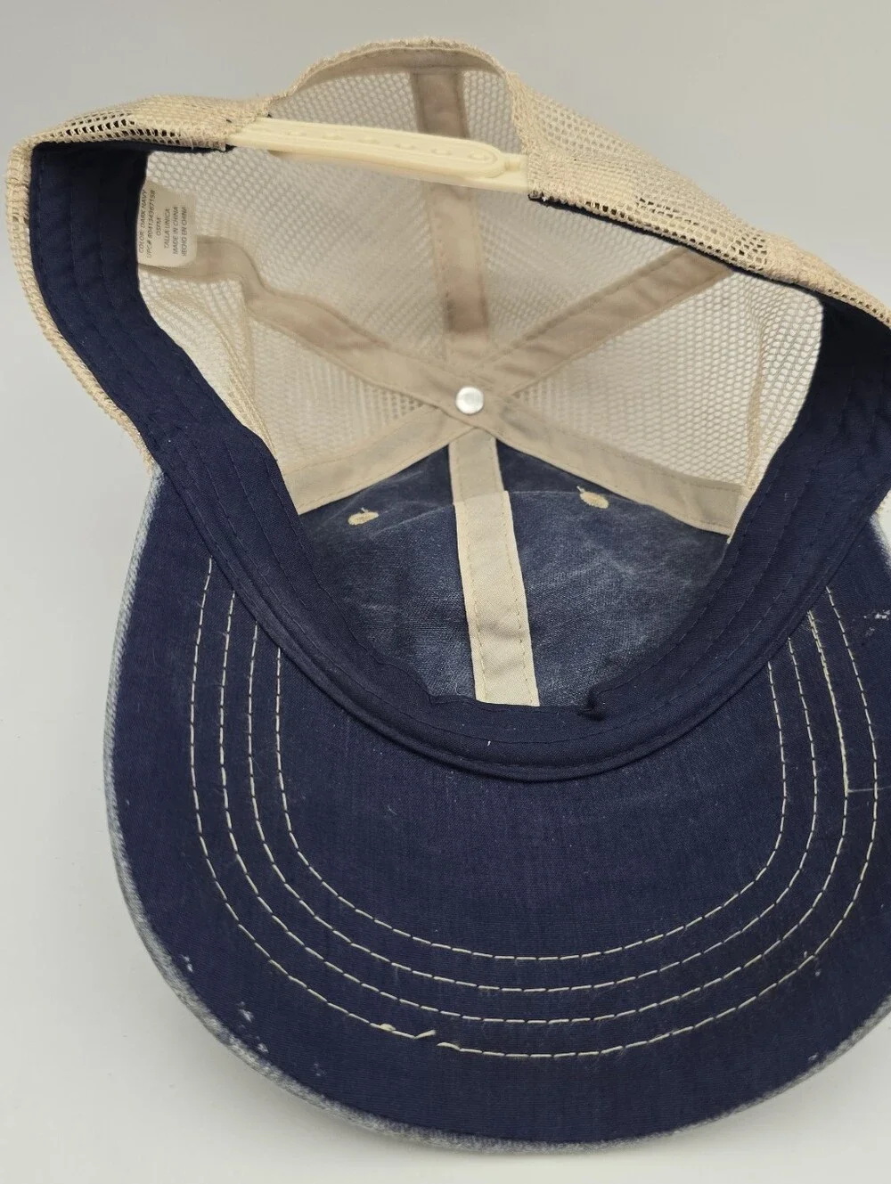 Unbranded Navy Blue/Cream Trucker Adjustable Snapback Hat OSFM